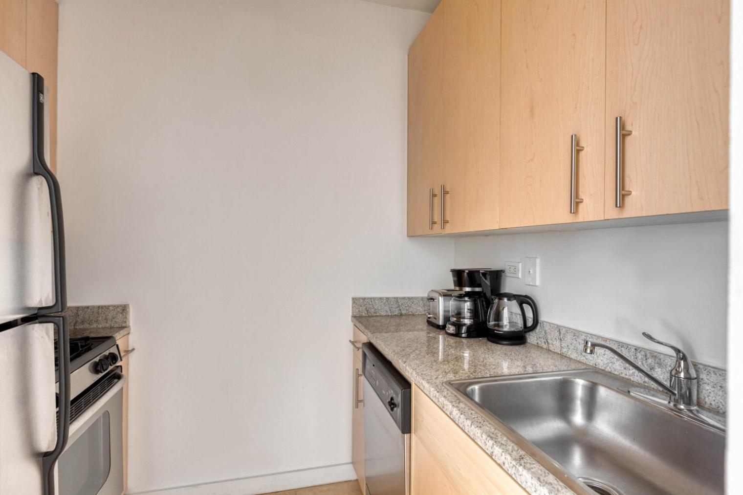 Apartment Fidi W Gym Doorman Nr Freedom Tower Nyc-1097 New York